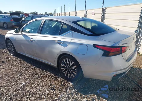 2024 Nissan Altima Sv Fwd z USA, uszkodzony, nr VIN 1N4BL4DV3RN337751